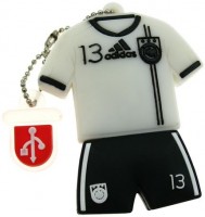 Photos - USB Flash Drive Uniq Football Uniform Ballack 3.0 8Gb