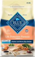 Photos - Dog Food Blue Buffalo Life Protection Puppy Large Chicken 13.6 kg 